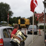 Mejetærskeren køres i stilling